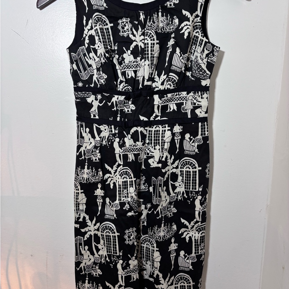 Lilly Pulitzer Dominica Late Night Toile Dress
Size 2